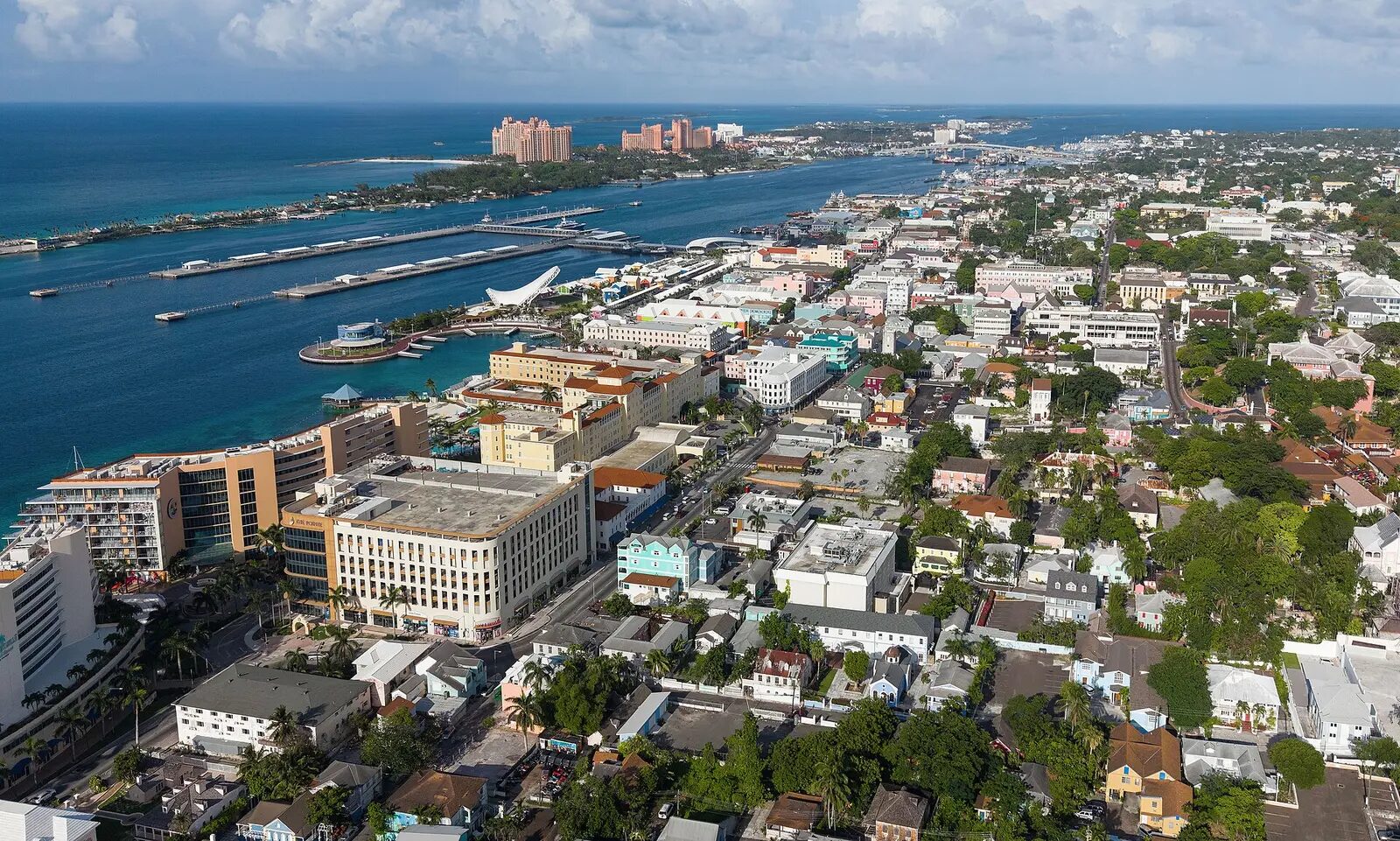 Aerial view of Nassau and its turquoise shoreline in the Bahamas